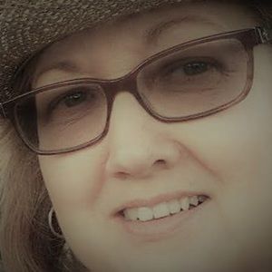 Meet your Posher, Lynne